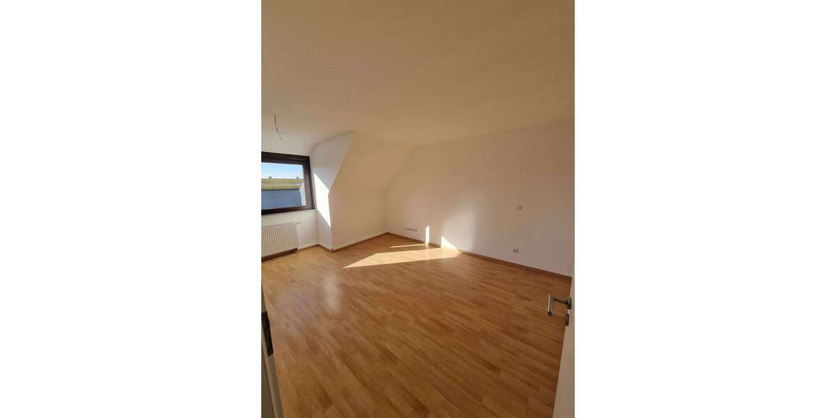 Etagenwohnung Hilden Meide - 3 Zimmer, 72 m&sup2;, 680&euro; | Angebot:25213152