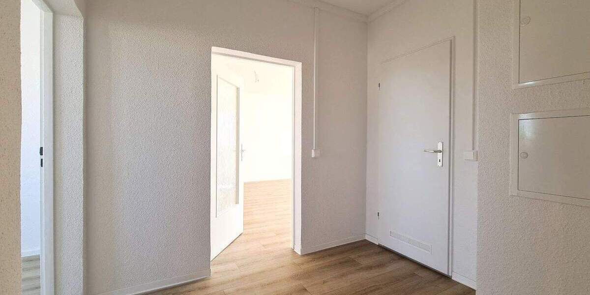 Etagenwohnung Freiberg Freiberg West - 4 Zimmer, 80 m&sup2;, 439&euro; | Angebot:25998126