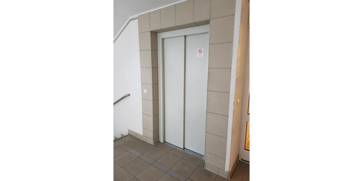 Dachgeschoßwohnung Langenau - 2 Zimmer, 45 m&sup2;, 710&euro; | Angebot:24727439