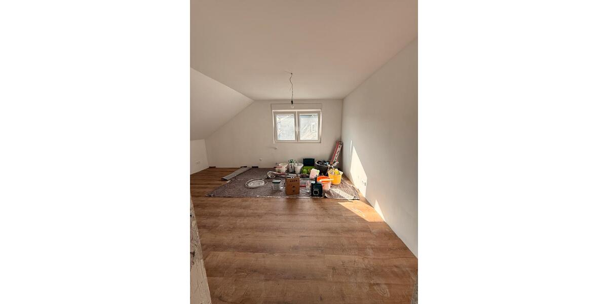 Dachgeschoßwohnung Kirn - 1 Zimmer, 65 m&sup2;, 500&euro; | Angebot:26249168