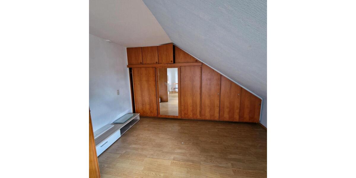 Dachgeschoßwohnung Bayreuth Altstadt - 2 Zimmer, 70 m&sup2;, 668&euro; | Angebot:26652017