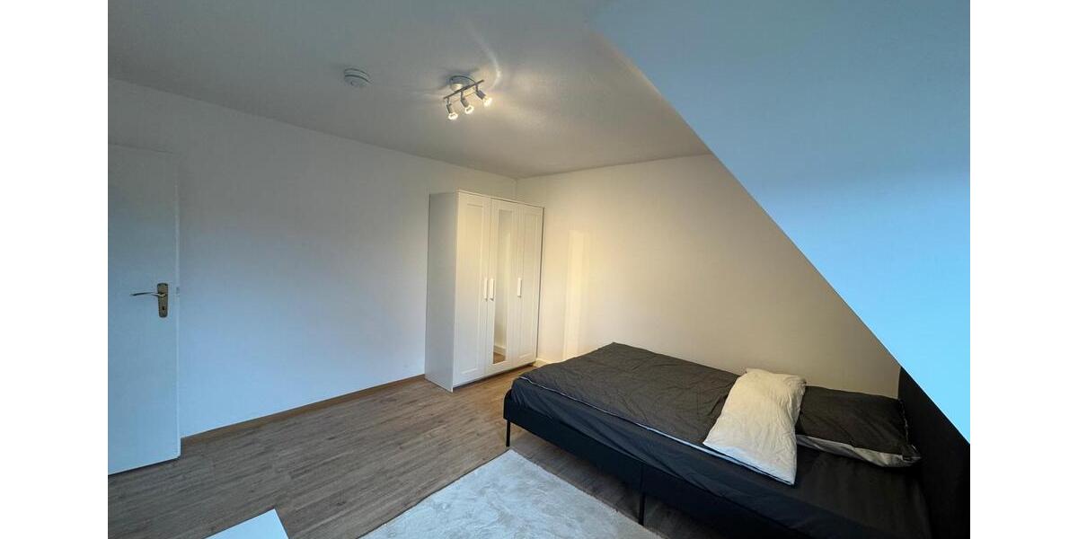 Wohnen auf Zeit Erlangen Am Anger - 6 Zimmer, 15 m&sup2;, 450&euro; | Angebot:26376602