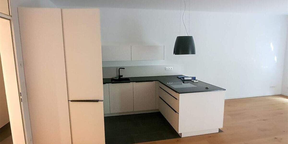 Etagenwohnung Nienburg - 4 Zimmer, 110 m&sup2;, 1.218&euro; | Angebot:25770484