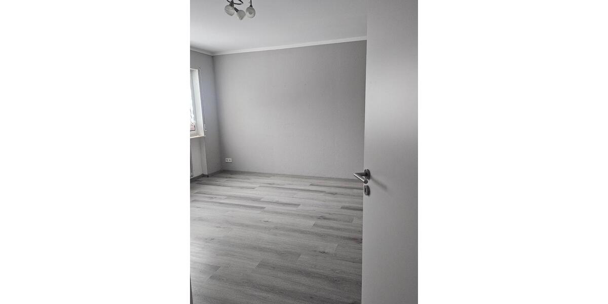 Erdgeschoßwohnung Kirchheimbolanden - 3 Zimmer, 98 m&sup2;, 1.200&euro; | Angebot:24396832