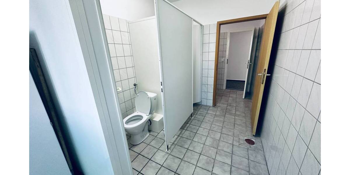 Gewerbeobjekt Premnitz - 3 Zimmer, 81 m&sup2;, 567&euro; | Angebot:24035594