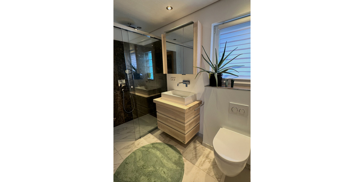 Erdgeschoßwohnung Überlingen - 3 Zimmer, 84 m&sup2;, 1.600&euro; | Angebot:24850541