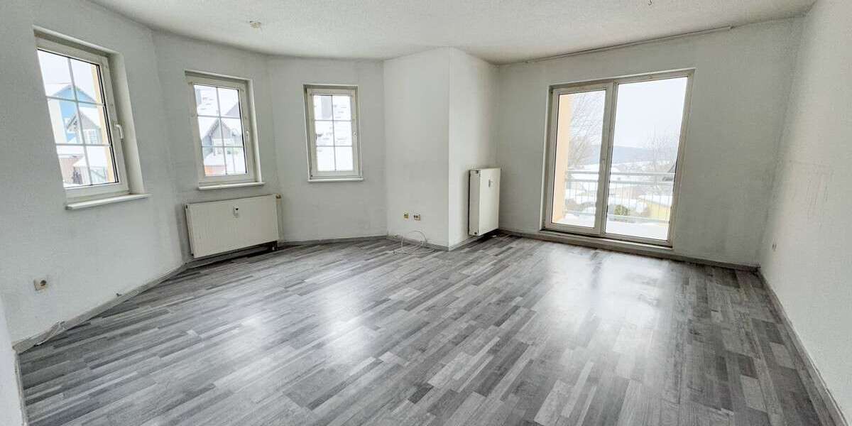 Wohnung zum Mieten in Lauter-Bernsbach 600 € 96 m² 4 zimmer