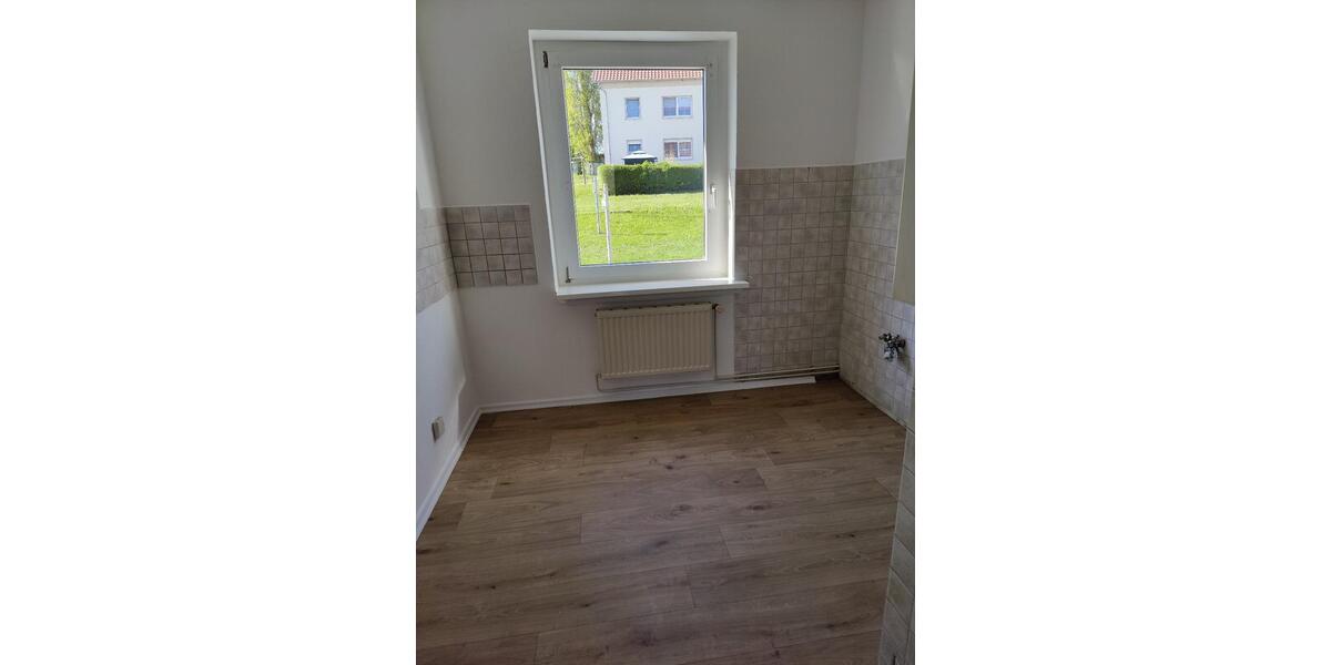 Erdgeschoßwohnung Gröningen - 3 Zimmer, 60 m&sup2;, 390&euro; | Angebot:26405031