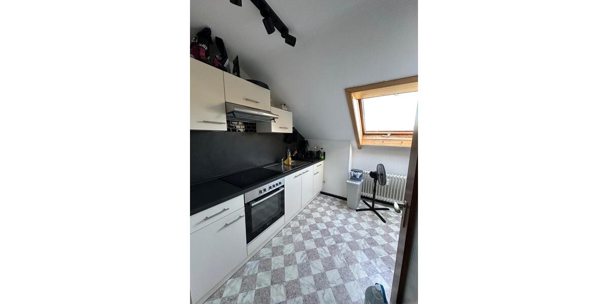 Dachgeschoßwohnung Wertheim - 3 Zimmer, 70 m&sup2;, 560&euro; | Angebot:25350425