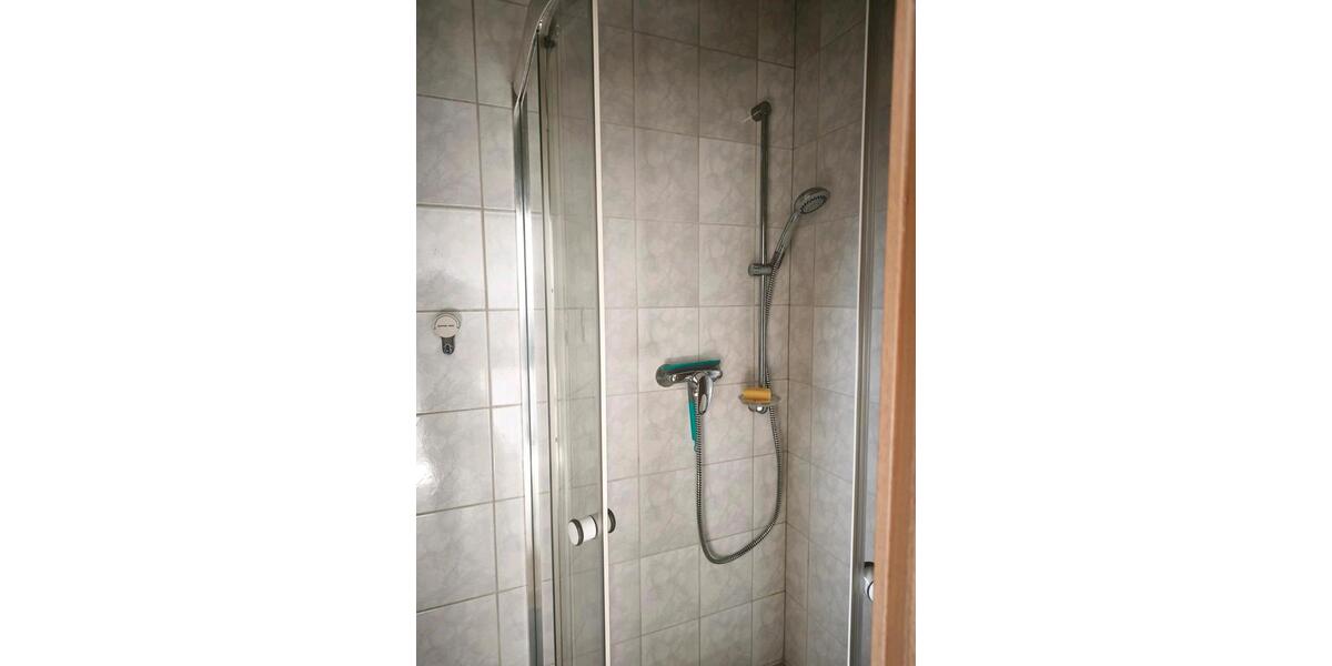 Dachgeschoßwohnung Hohndorf - 2 Zimmer, 43 m&sup2;, 460&euro; | Angebot:26325766