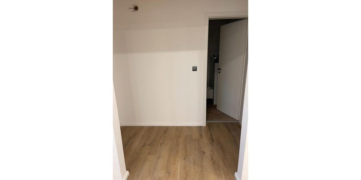 Etagenwohnung Hessisch Oldendorf - 2 Zimmer, 75 m&sup2;, 750&euro; | Angebot:26125202
