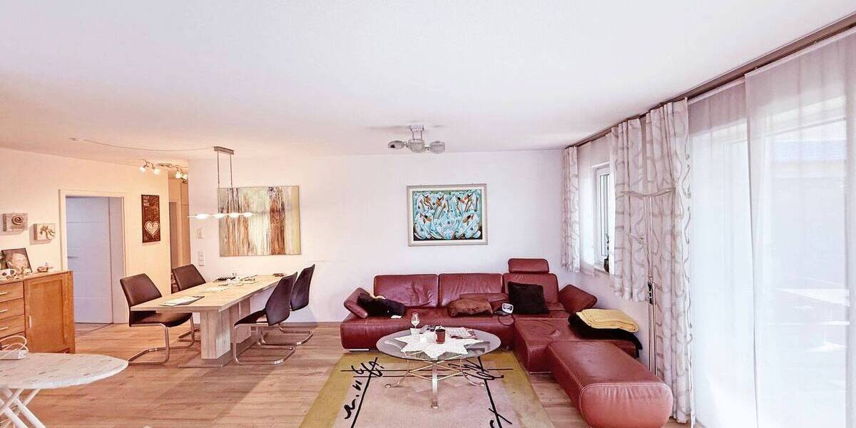 Etagenwohnung Beilngries Hirschberg - 3 Zimmer, 94 m&sup2;, 1.030&euro; | Angebot:25998975