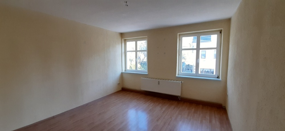 Drei-Zimmer-Wohnung in ruhiger Lage mit guter Fernsicht - Etagenwohnung Lauter-Bernsbach Bernsbach | Angebot:14517880