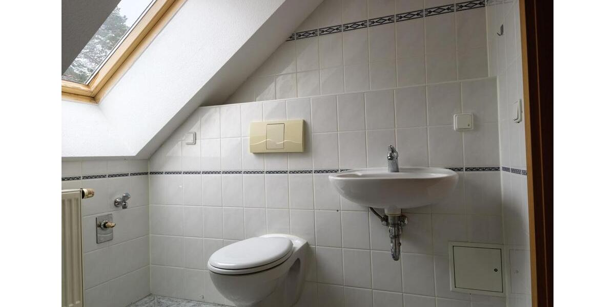 Dachgeschoßwohnung Bad Schmiedeberg - 2 Zimmer, 40 m&sup2;, 235&euro; | Angebot:26689255