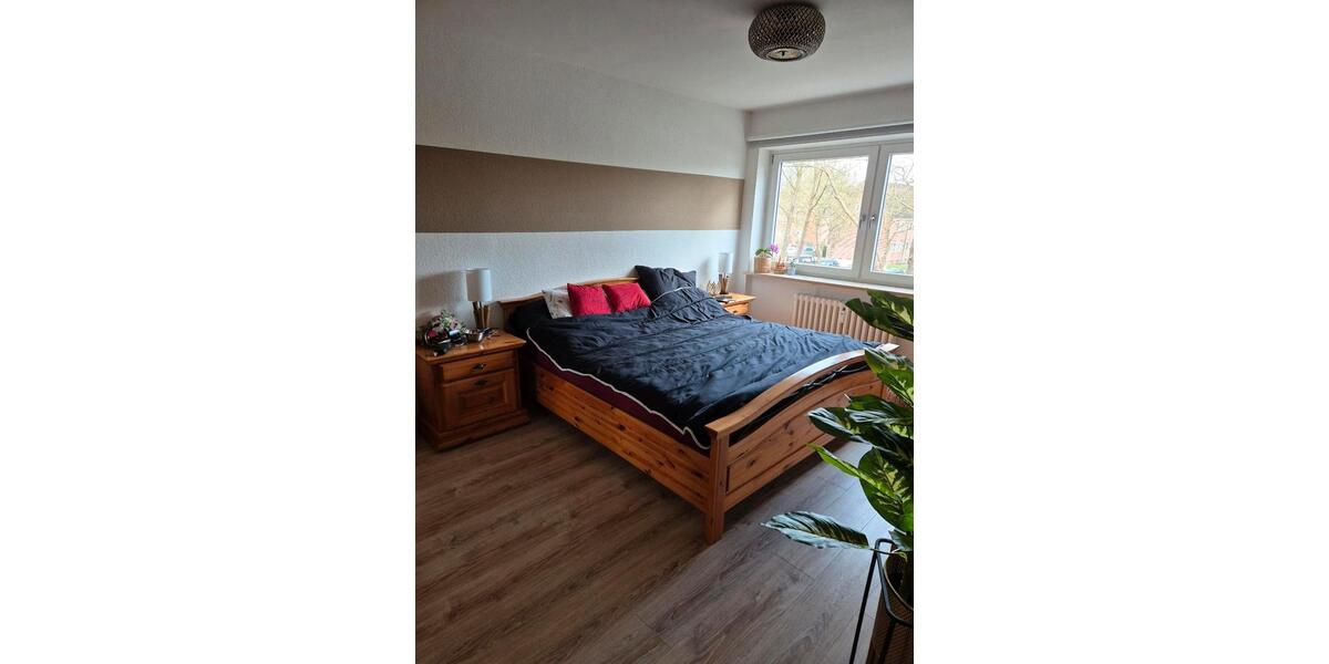 Etagenwohnung Kiel Ellerbek - 3 Zimmer, 75 m&sup2;, 1.275&euro; | Angebot:26037756