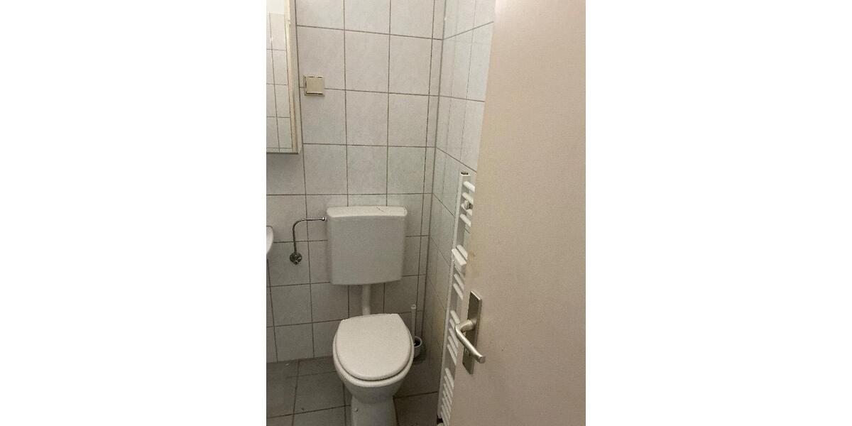 Großzügig geschnittene 2-Zimmer-Wohnung mit Balkon in Bad Homburg zu vermieten! 2 zimmer