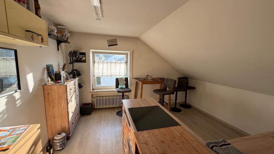 Dachgeschoßwohnung Gablingen - 2.5 Zimmer, 76 m&sup2;, 798&euro; | Angebot:26505541