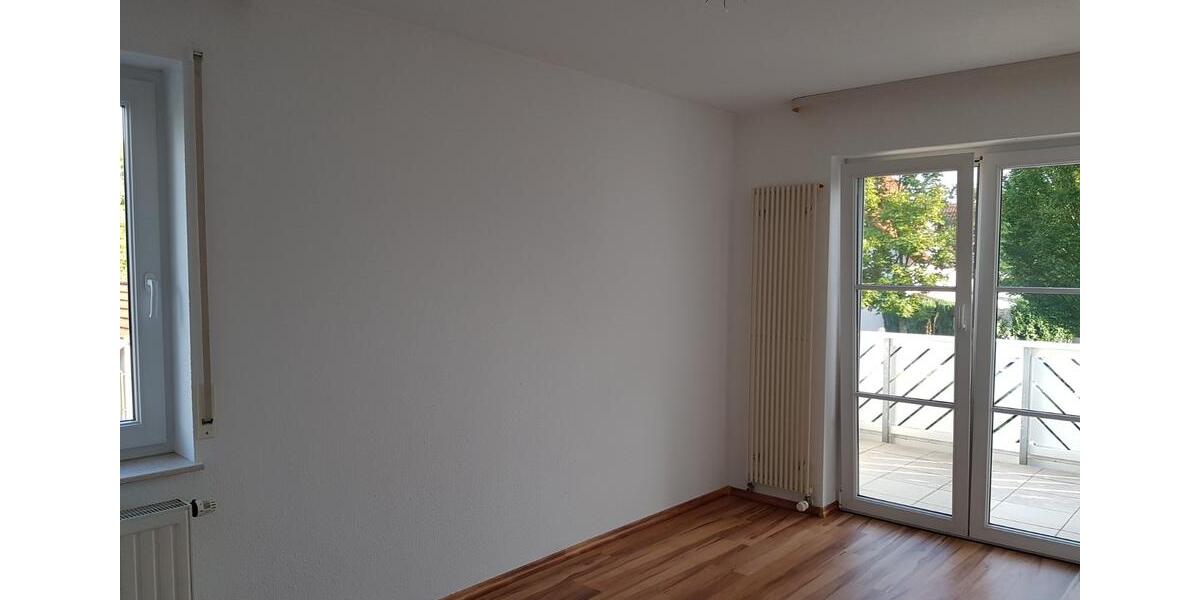 Reiheneckhaus zur Miete mit 6 Zimmer, Garage, 2 Stellplätze, ELW 6 zimmer