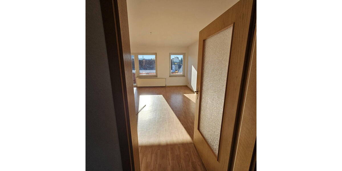 Etagenwohnung Burg - 3 Zimmer, 79 m&sup2;, 520&euro; | Angebot:26497111