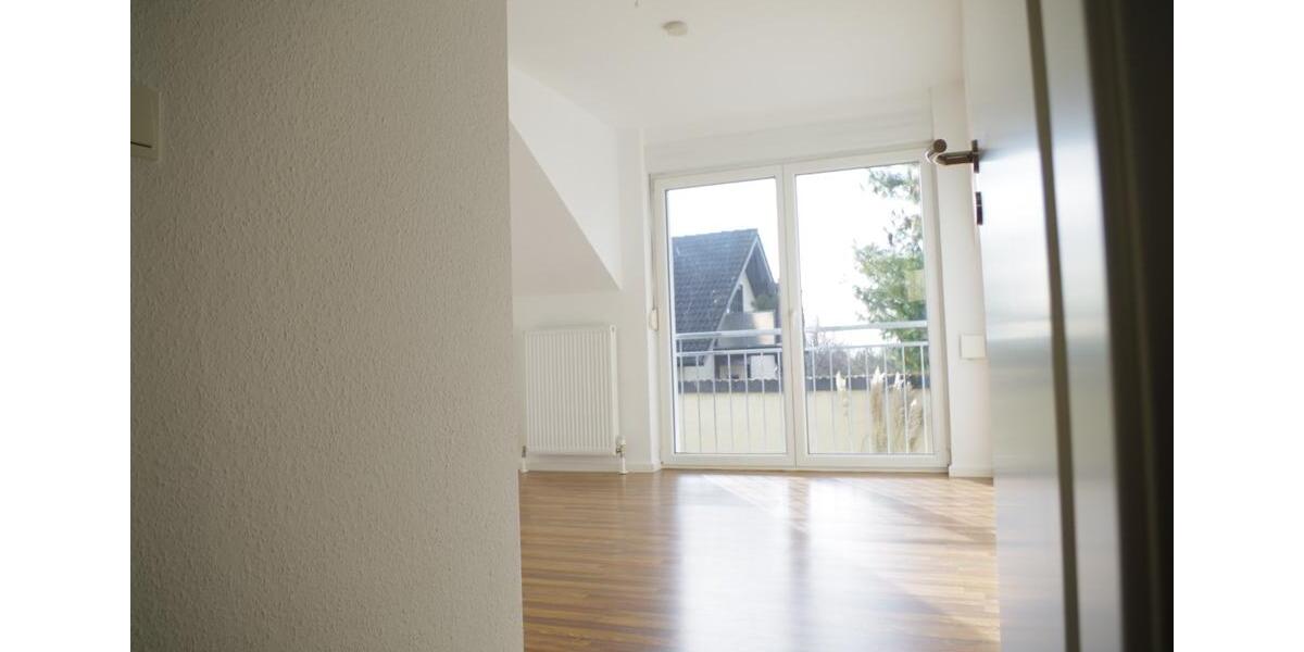 Dachgeschoßwohnung Linden - 3 Zimmer, 98 m&sup2;, 980&euro; | Angebot:25168354