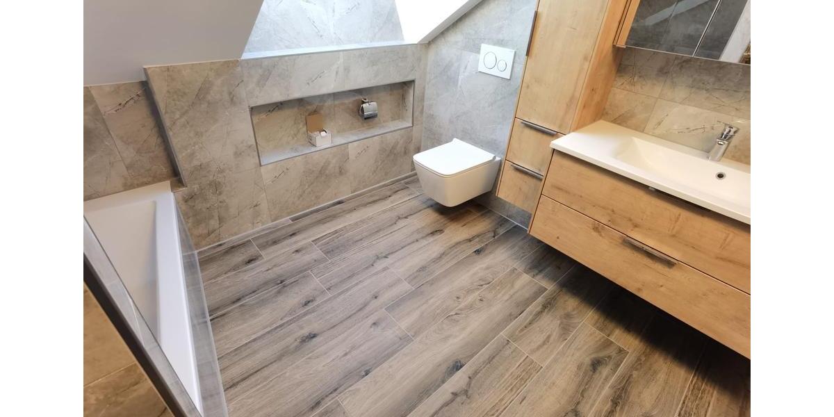 Etagenwohnung Großbettlingen - 4 Zimmer, 128 m&sup2;, 2.100&euro; | Angebot:26478696