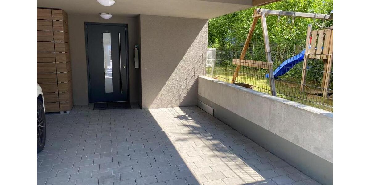 Gehobenes 4-Zi.-Reiheneckhaus mit EBK in Böblingen zur Vermietung 4 zimmer