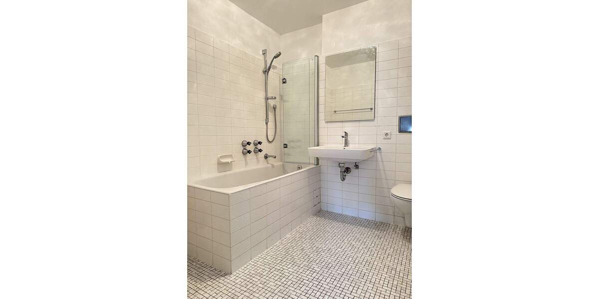 Sehr schicke 2-Zimmer-Wohnung in schönster Alleenlage 2 zimmer