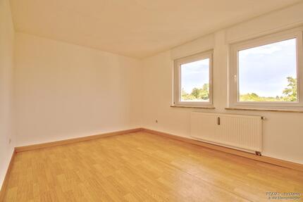 Wohnung Zirndorf - 3 Zimmer, 72 m&sup2;, 530&euro; | Angebot:24689922