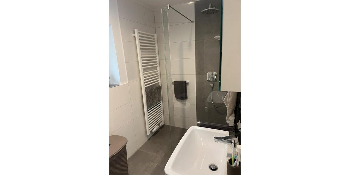 Hochparterre Neidlingen - 4 Zimmer, 1.100&euro; | Angebot:22168624