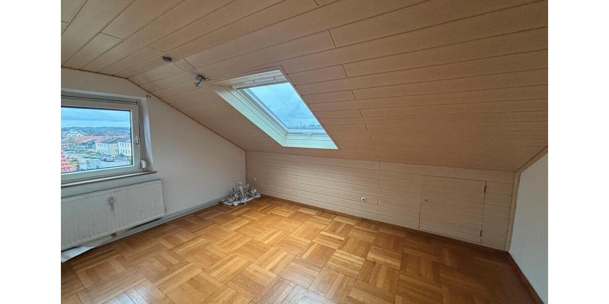 Dachgeschoßwohnung Welzheim - 2 Zimmer, 55 m&sup2;, 900&euro; | Angebot:25554061
