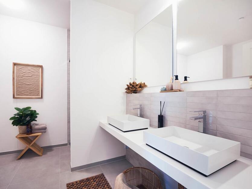 Exklusive NeubauWohnung mit zwei Dachterrassen!