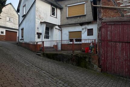 Haus zur Miete in Biskirchen inkl. großer Scheune & Stellplatz 1 zimmer