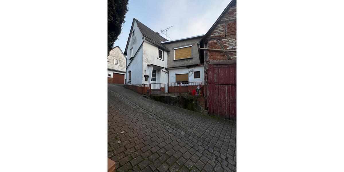 Haus zur Miete in Biskirchen inkl. großer Scheune & Stellplatz 1 zimmer