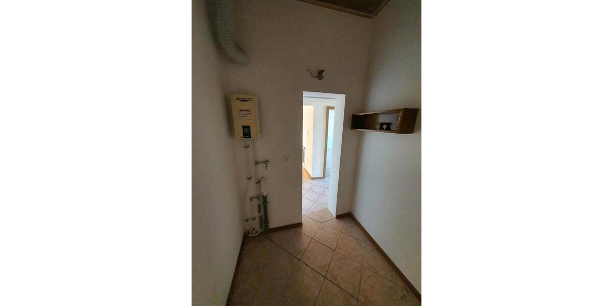 Erdgeschoßwohnung Genthin - 2 Zimmer, 71 m&sup2;, 430&euro; | Angebot:24513248