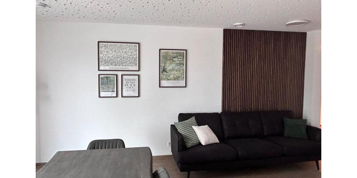 Erdgeschoßwohnung Fürstenberg - 12 Zimmer, 388 m&sup2;, 476&euro; | Angebot:21385884