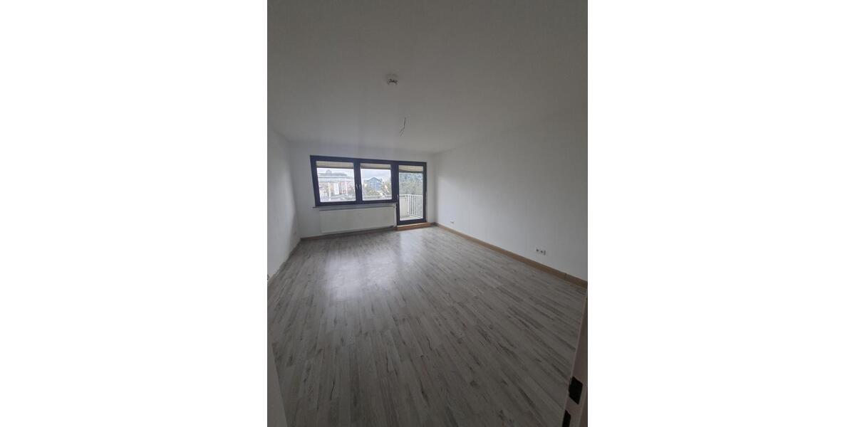 Etagenwohnung Würzburg Heuchelhof - 2 Zimmer, 67 m&sup2;, 850&euro; | Angebot:26276521