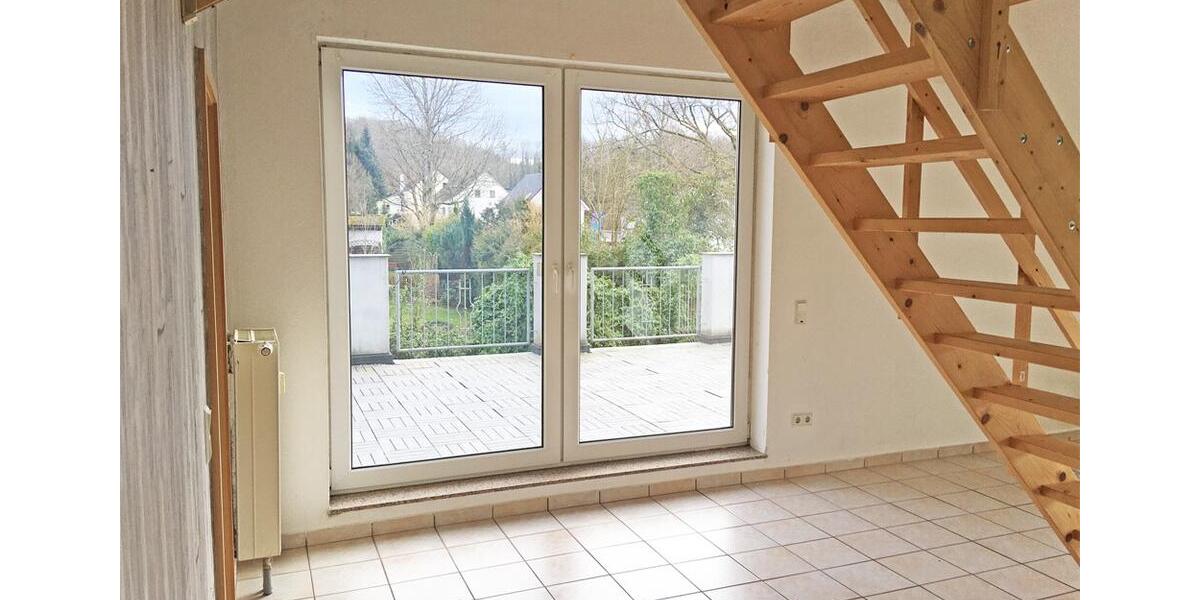 Dachgeschoßwohnung Windeck - 2 Zimmer, 93 m&sup2;, 600&euro; | Angebot:22180868