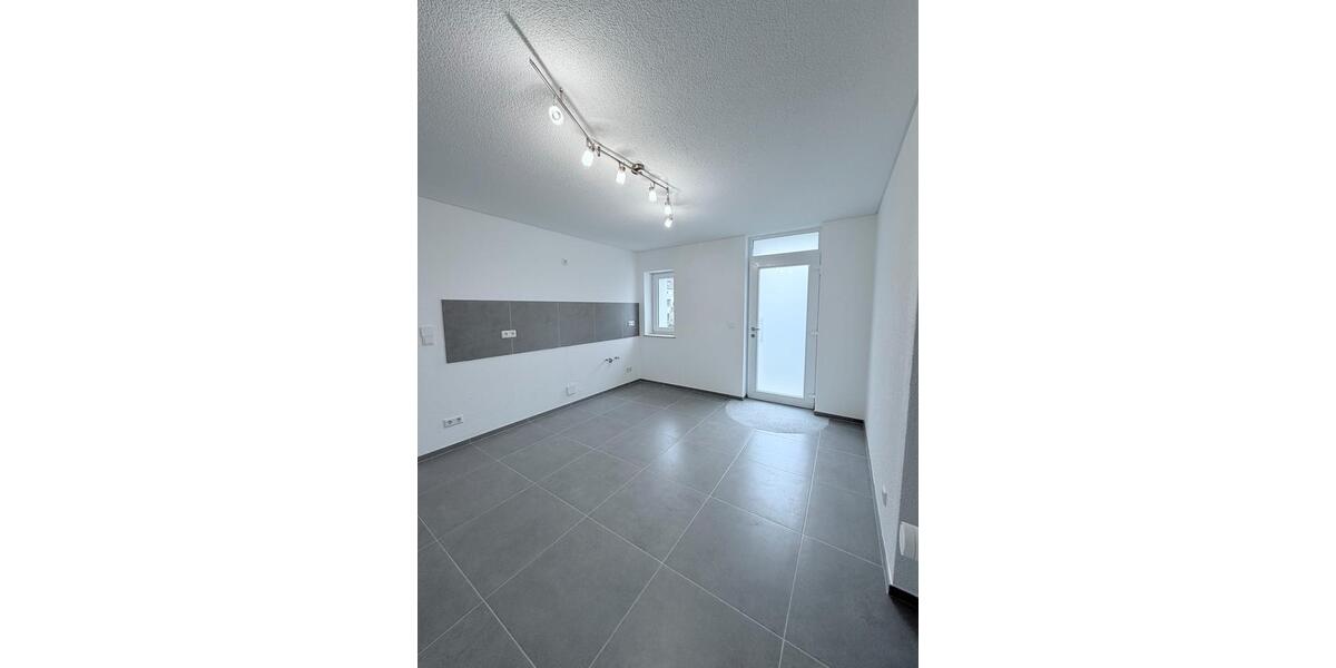 Erdgeschoßwohnung Wadgassen - 4 Zimmer, 96 m&sup2;, 1.050&euro; | Angebot:25067473