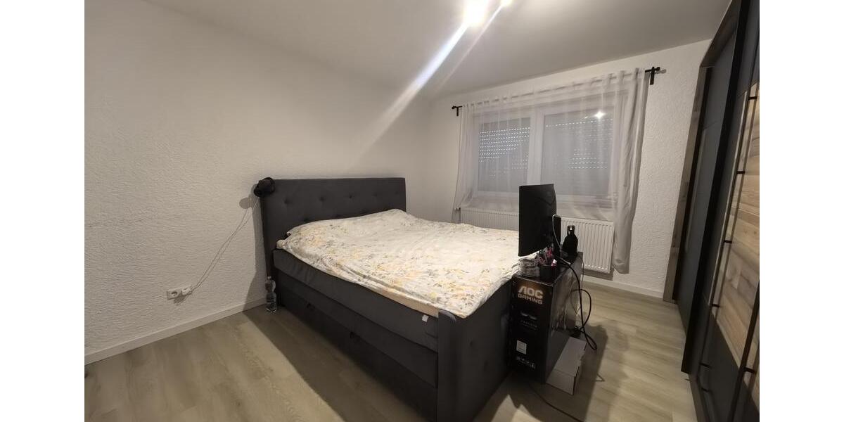 Erdgeschoßwohnung Kirchheimbolanden - 4 Zimmer, 100 m&sup2;, 1.050&euro; | Angebot:26614414