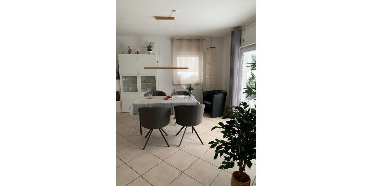 Helle 2-Zimmer Maisonette Wohnung mit offenem Wohn-Küchenbereich 2 zimmer