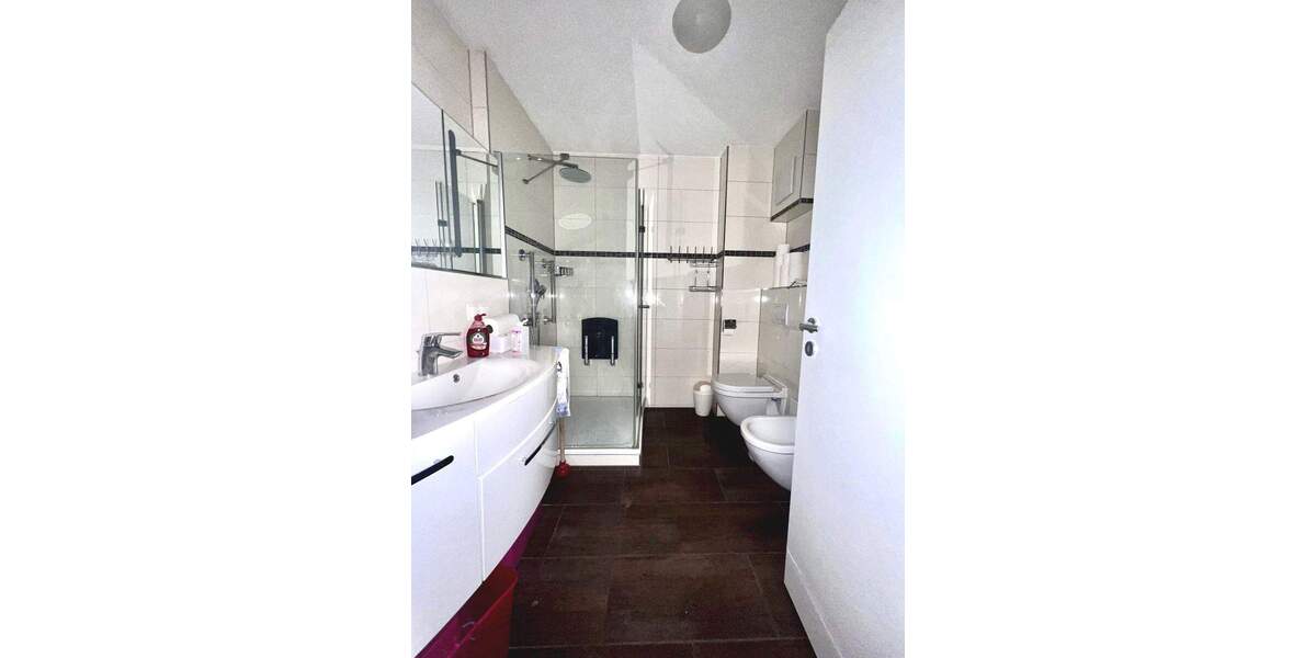 Etagenwohnung Mannheim Lindenhof - 3 Zimmer, 81 m&sup2;, 1.200&euro; | Angebot:25705001