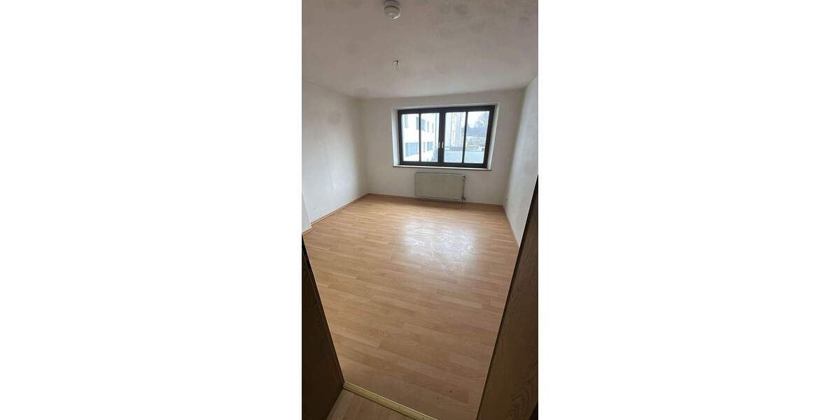 Etagenwohnung Waldsassen - 4 Zimmer, 72 m&sup2;, 505&euro; | Angebot:25815118
