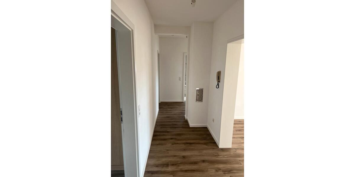 Dachgeschoßwohnung Merzig - 2 Zimmer, 80 m&sup2;, 900&euro; | Angebot:25988101