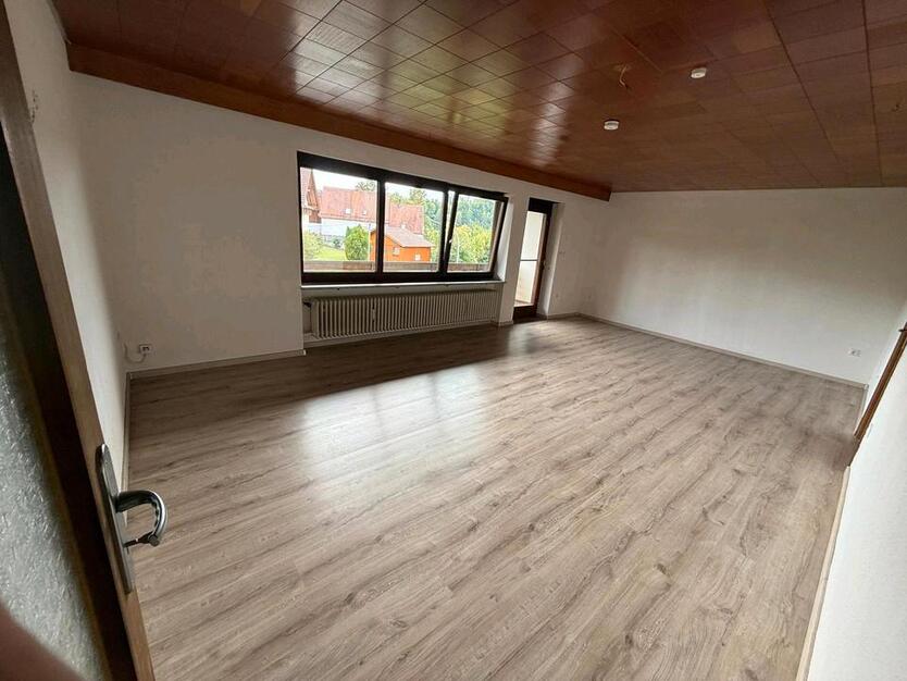 5 Zimmer Wohnung ab sofort zu vermieten