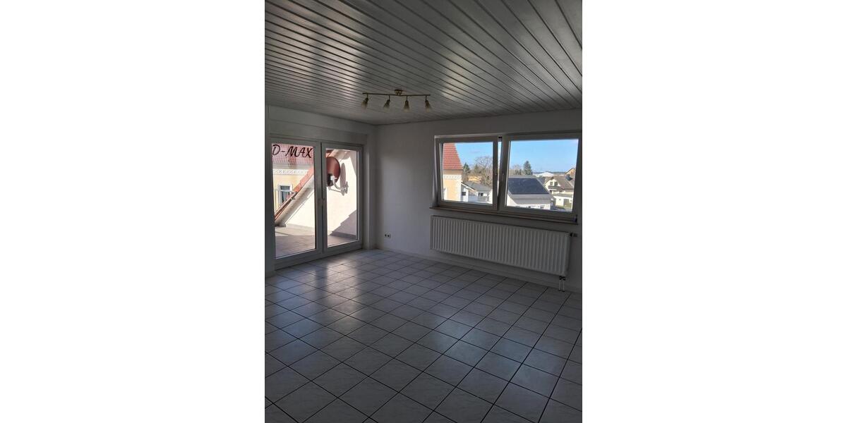 Dachgeschoßwohnung Delitzsch - 3 Zimmer, 73 m&sup2;, 685&euro; | Angebot:24256794