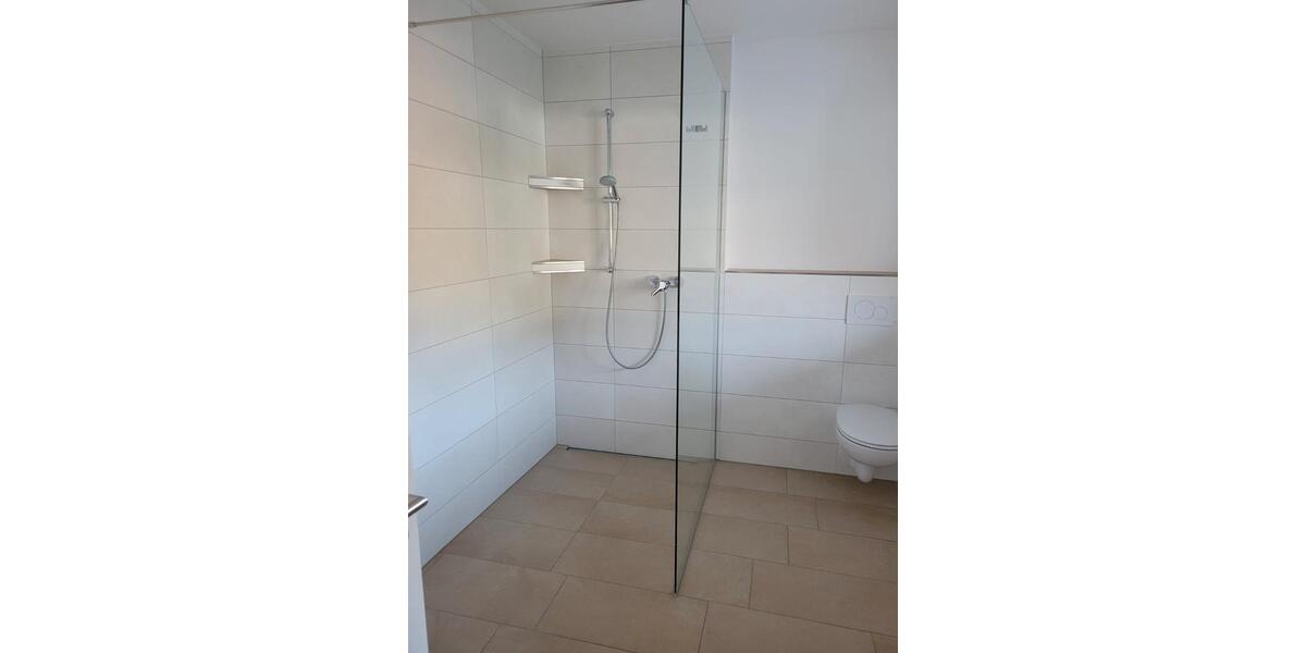 Etagenwohnung Buch am Erlbach - 2 Zimmer, 71 m&sup2;, 750&euro; | Angebot:26022258