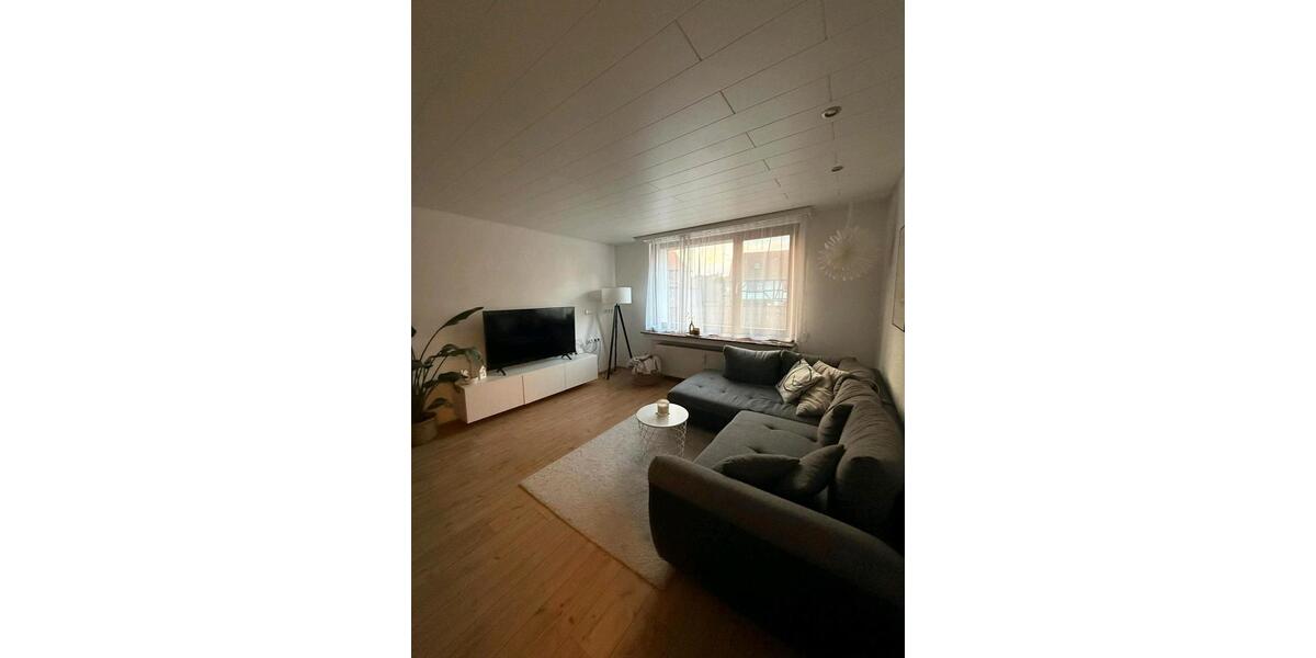 Erdgeschoßwohnung Guxhagen - 3 Zimmer, 76 m&sup2;, 903&euro; | Angebot:26645389