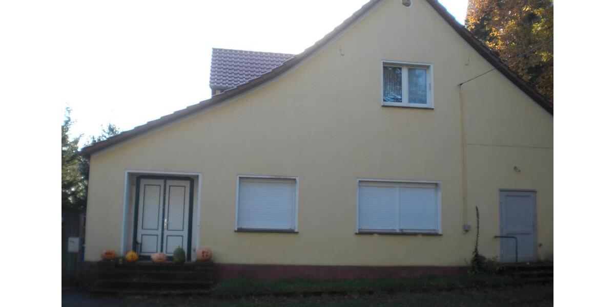 Erdgeschoßwohnung Erxleben - 1.5 Zimmer, 59 m&sup2;, 350&euro; | Angebot:26003573