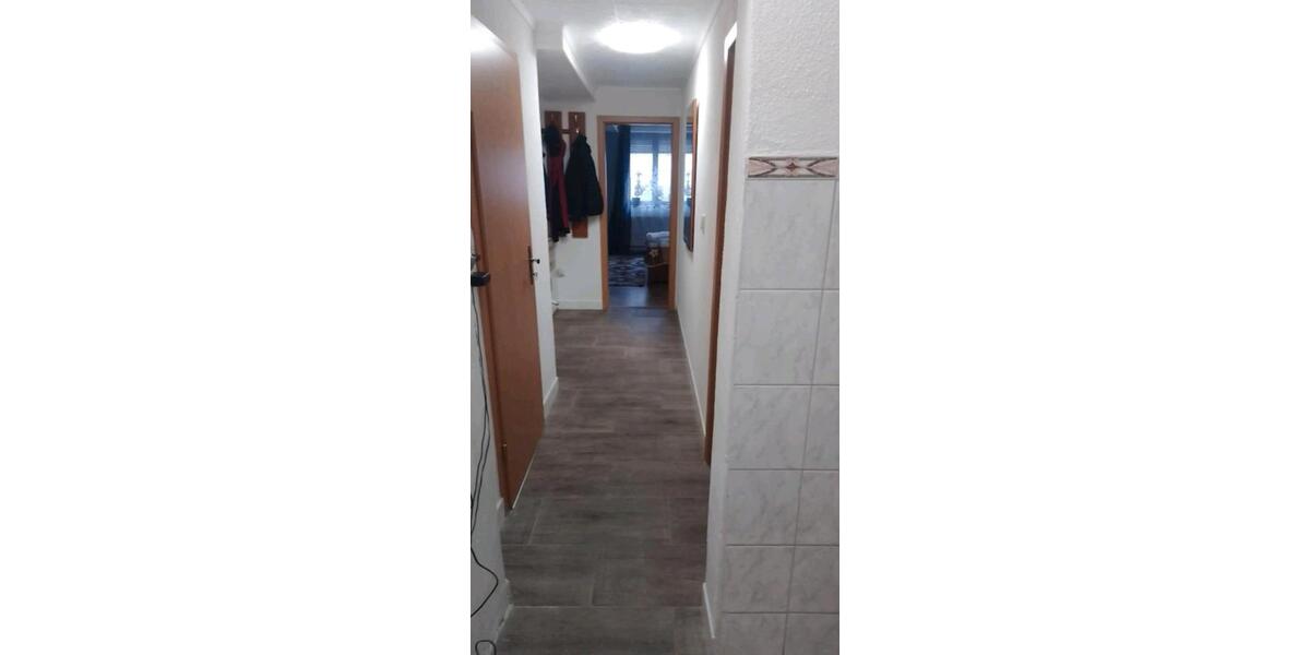 Etagenwohnung Schöntal - 3 Zimmer, 110 m&sup2;, 750&euro; | Angebot:25756022