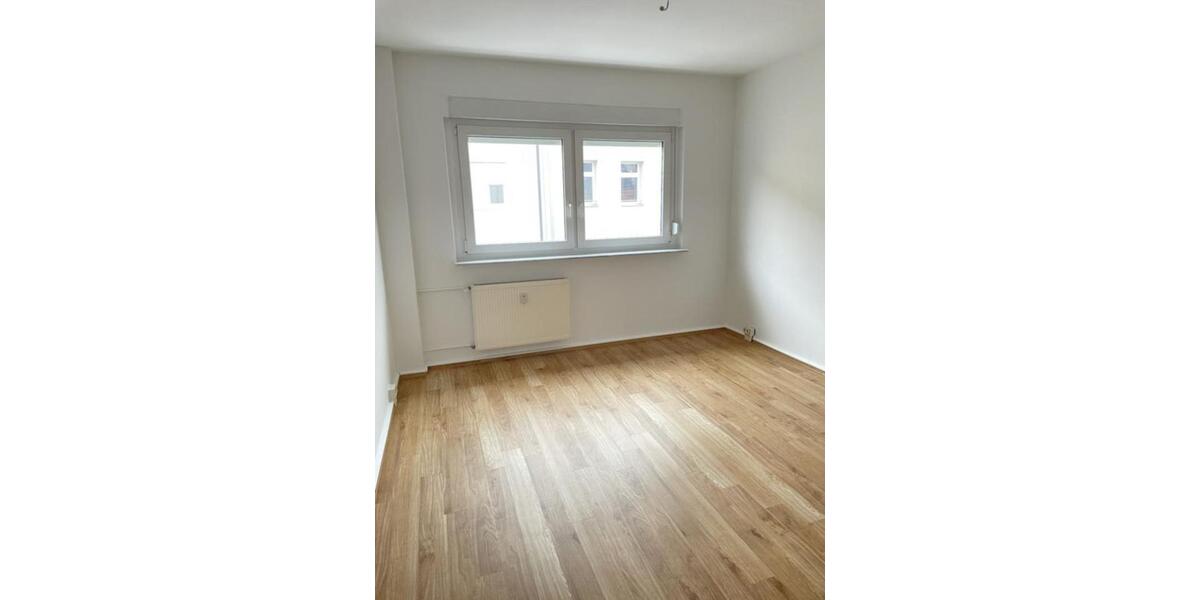 Etagenwohnung Erfurt - 3 Zimmer, 72 m&sup2;, 650&euro; | Angebot:25256421